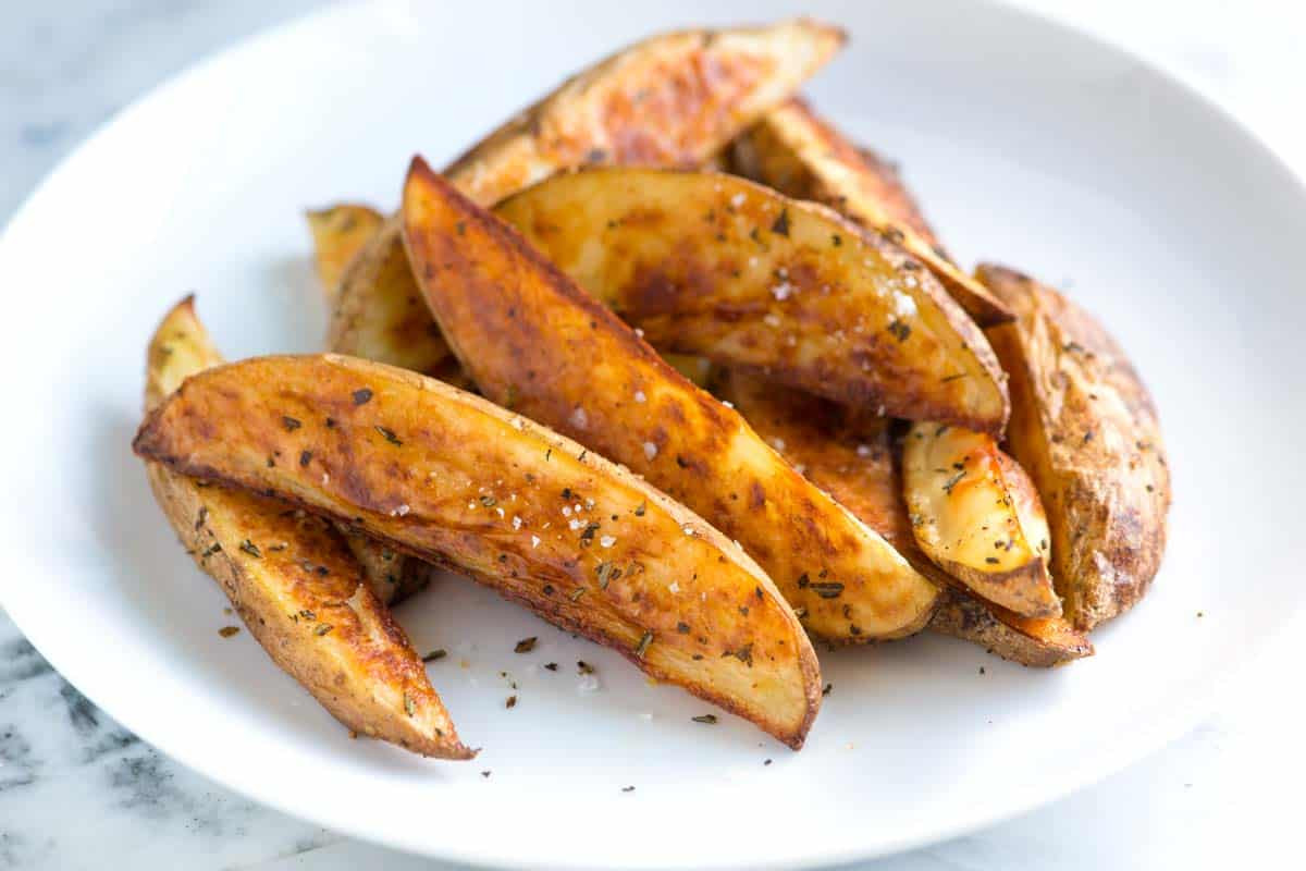 Baking Potato Wedges
 Rosemary Baked Potato Wedges Recipe