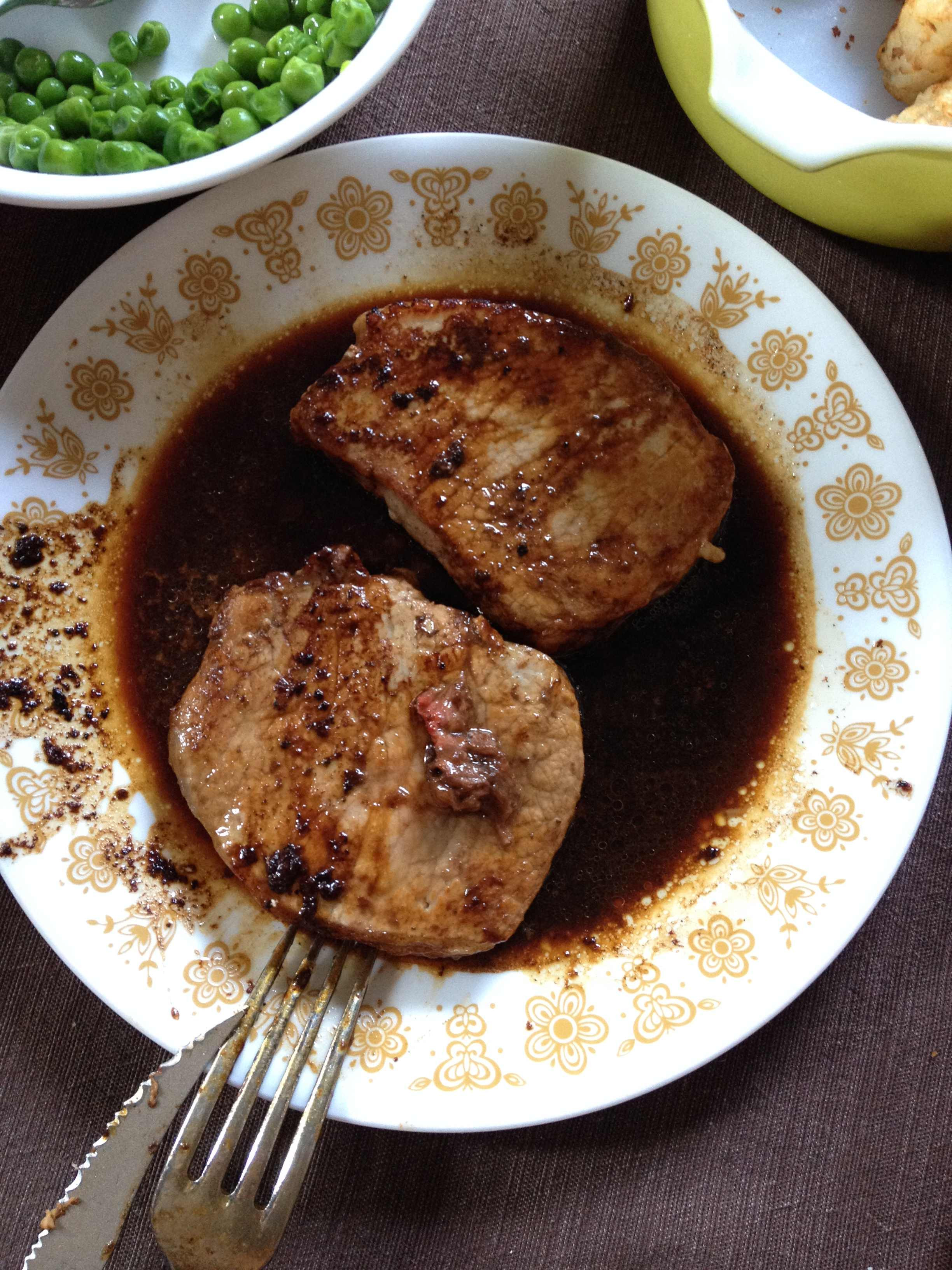 Balsamic Pork Chops
 everyfoodfitsStrawberry Balsamic Pork Chops