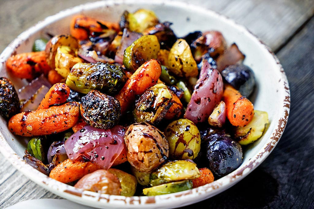 Balsamic Roasted Vegetables
 Easy Roasted Ve ables with Honey and Balsamic Syrup