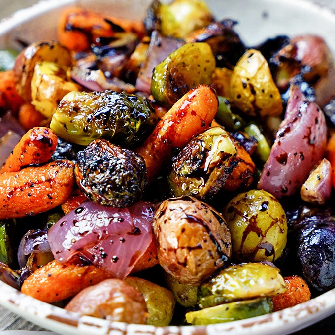 Balsamic Roasted Vegetables
 Easy Roasted Ve ables with Honey and Balsamic Syrup