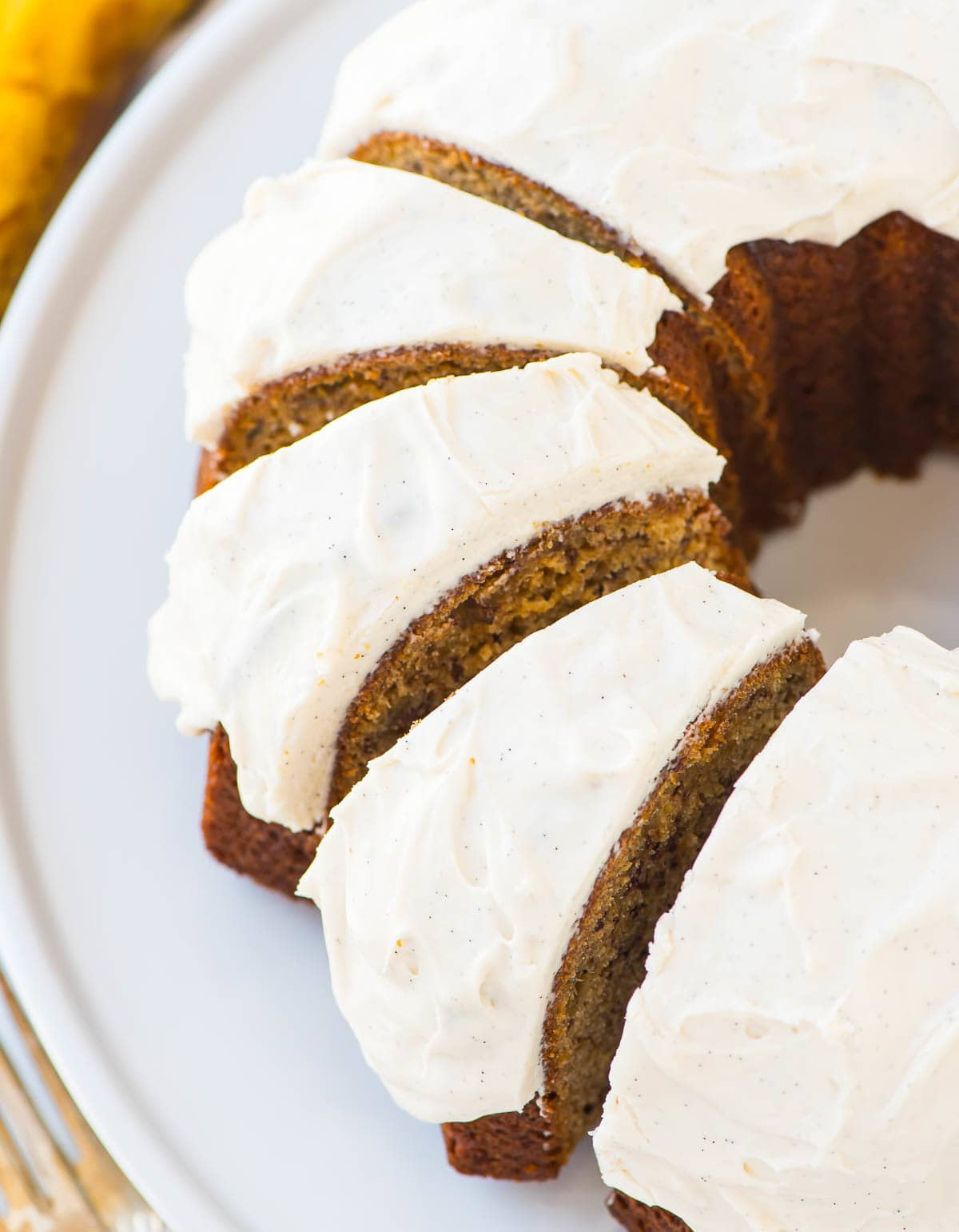 Banana Bundt Cake
 BEST Banana Bundt Cake with Vanilla Cream Cheese Frosting