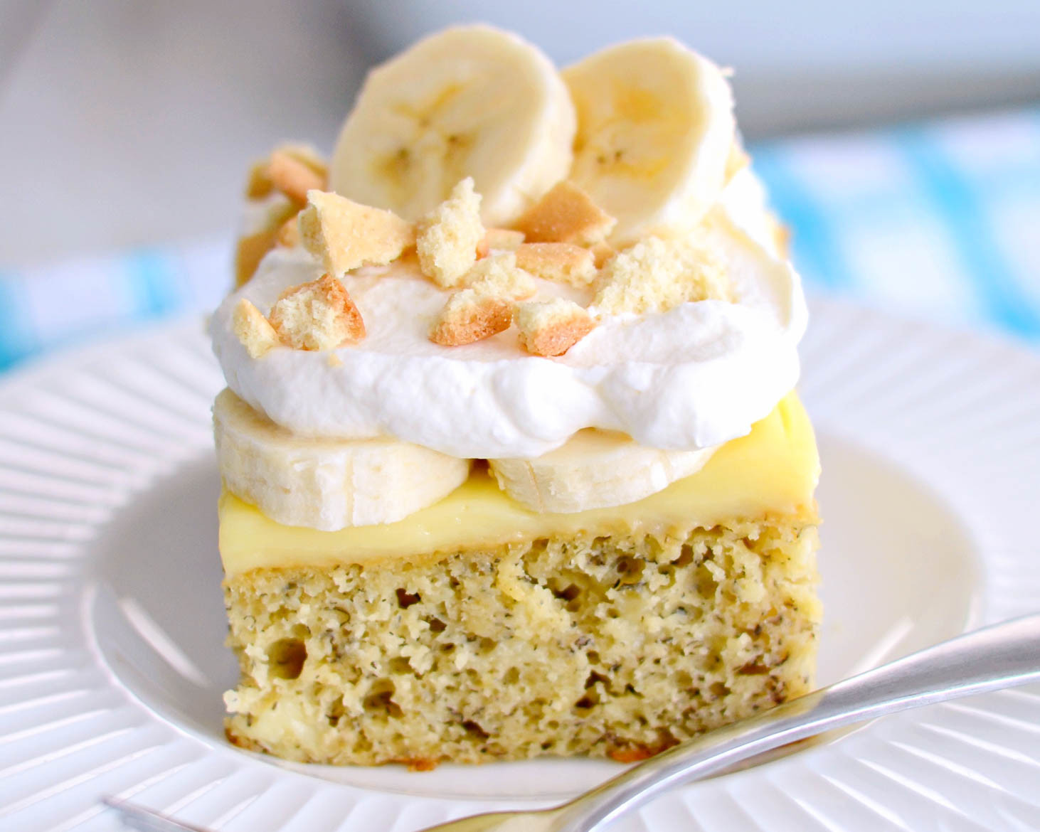 Banana Cream Cake
 BEST Banana Pudding Poke Cake recipe