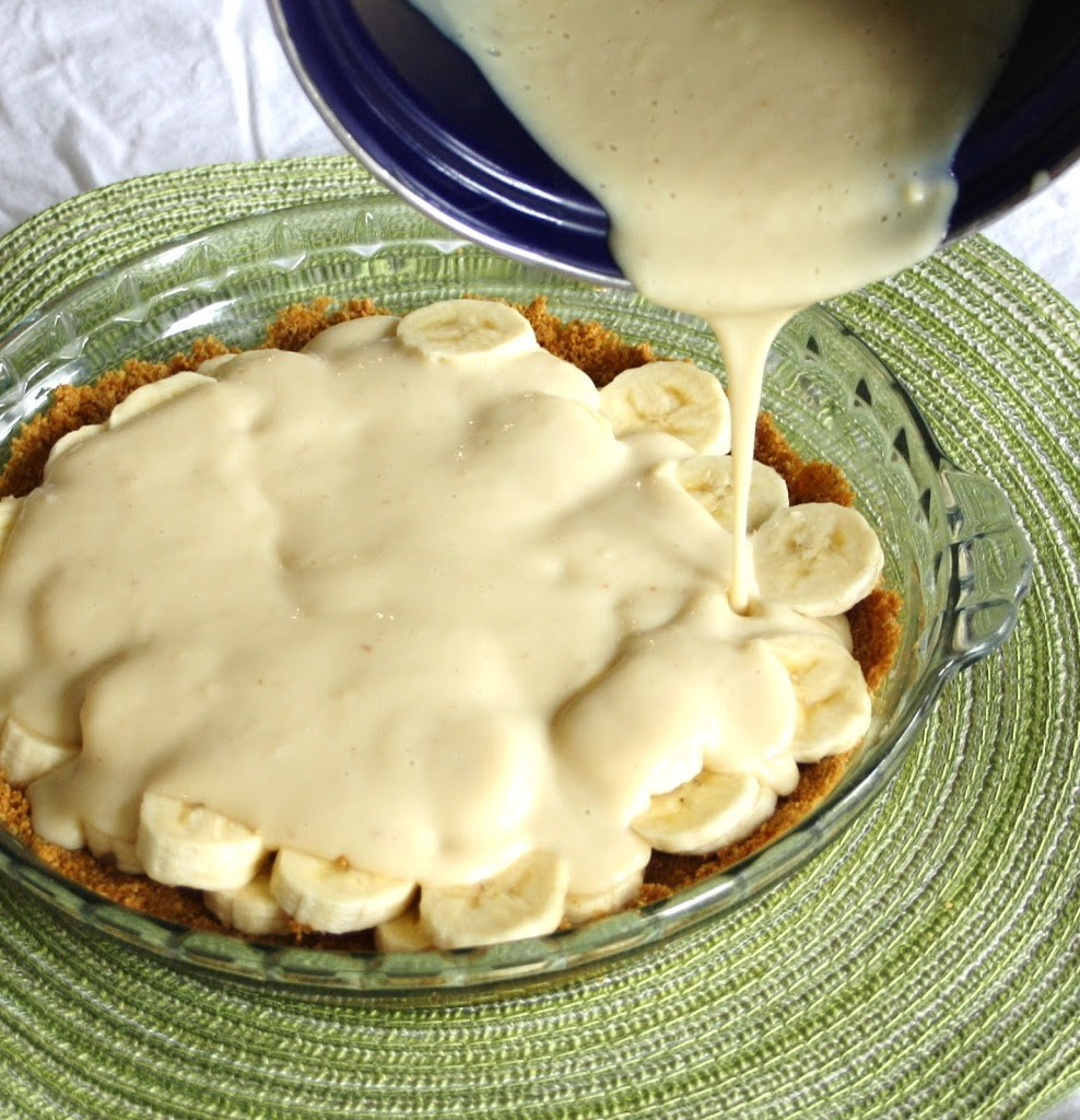 Banana Cream Pie Graham Cracker Crust
 Vanilla Infused Banana Cream Pie with a Whole Grain Graham