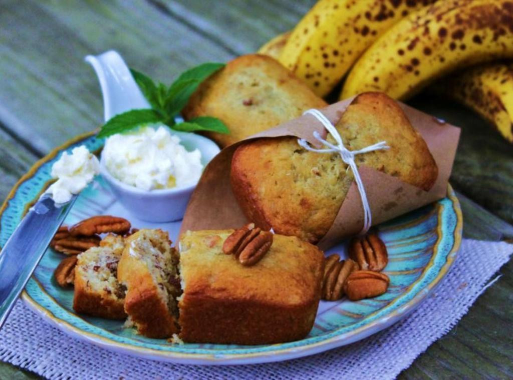 Banana Nut Bread With Sour Cream
 Sour Cream Banana Nut Bread Recipe