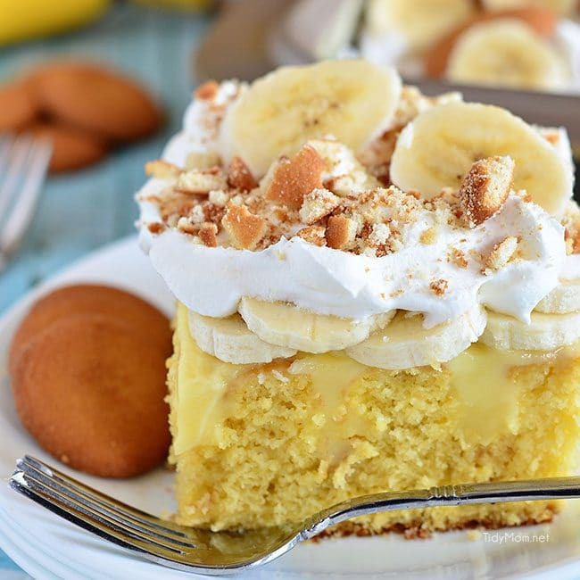 Banana Poke Cake
 Banana Pudding Poke Cake