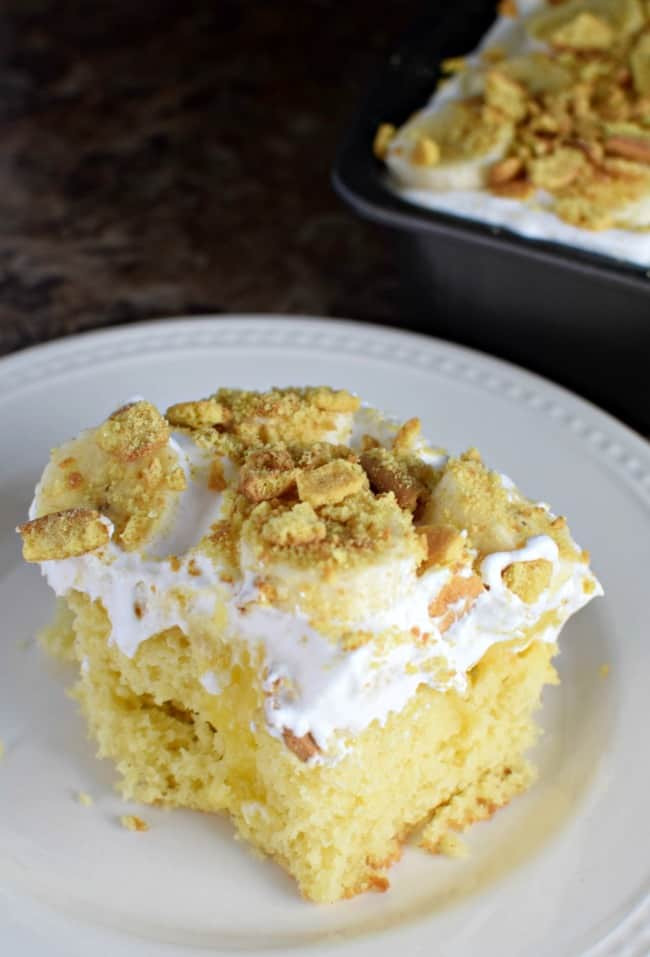 Banana Poke Cake
 Banana Pudding Poke Cake Recipe