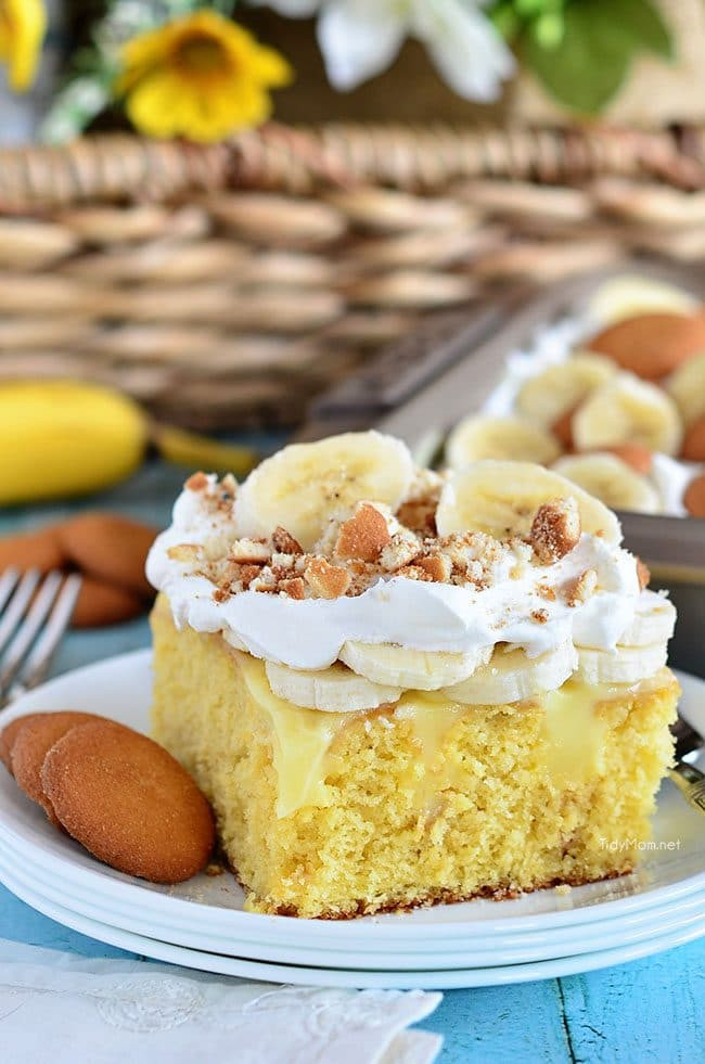 Banana Poke Cake
 Banana Pudding Poke Cake