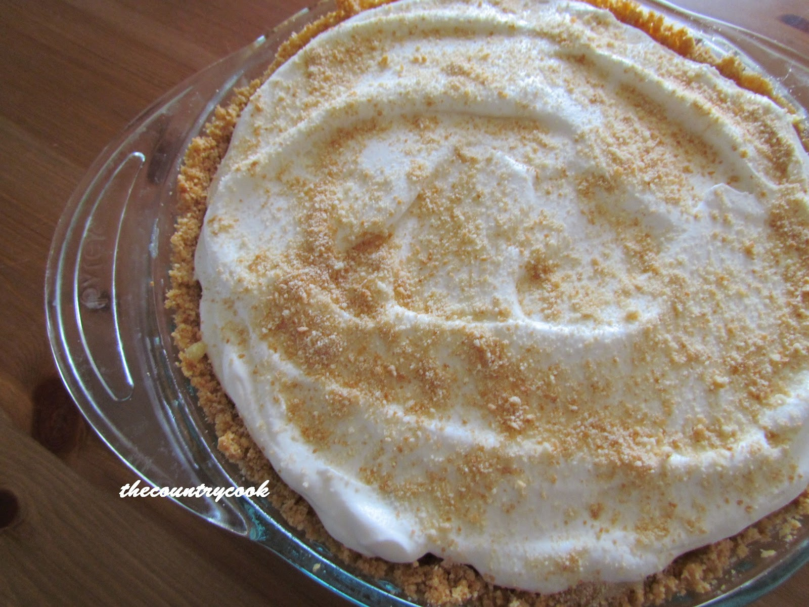 Banana Pudding Pie
 The Farmers Wife Banana Pudding Pie from The Country Cook