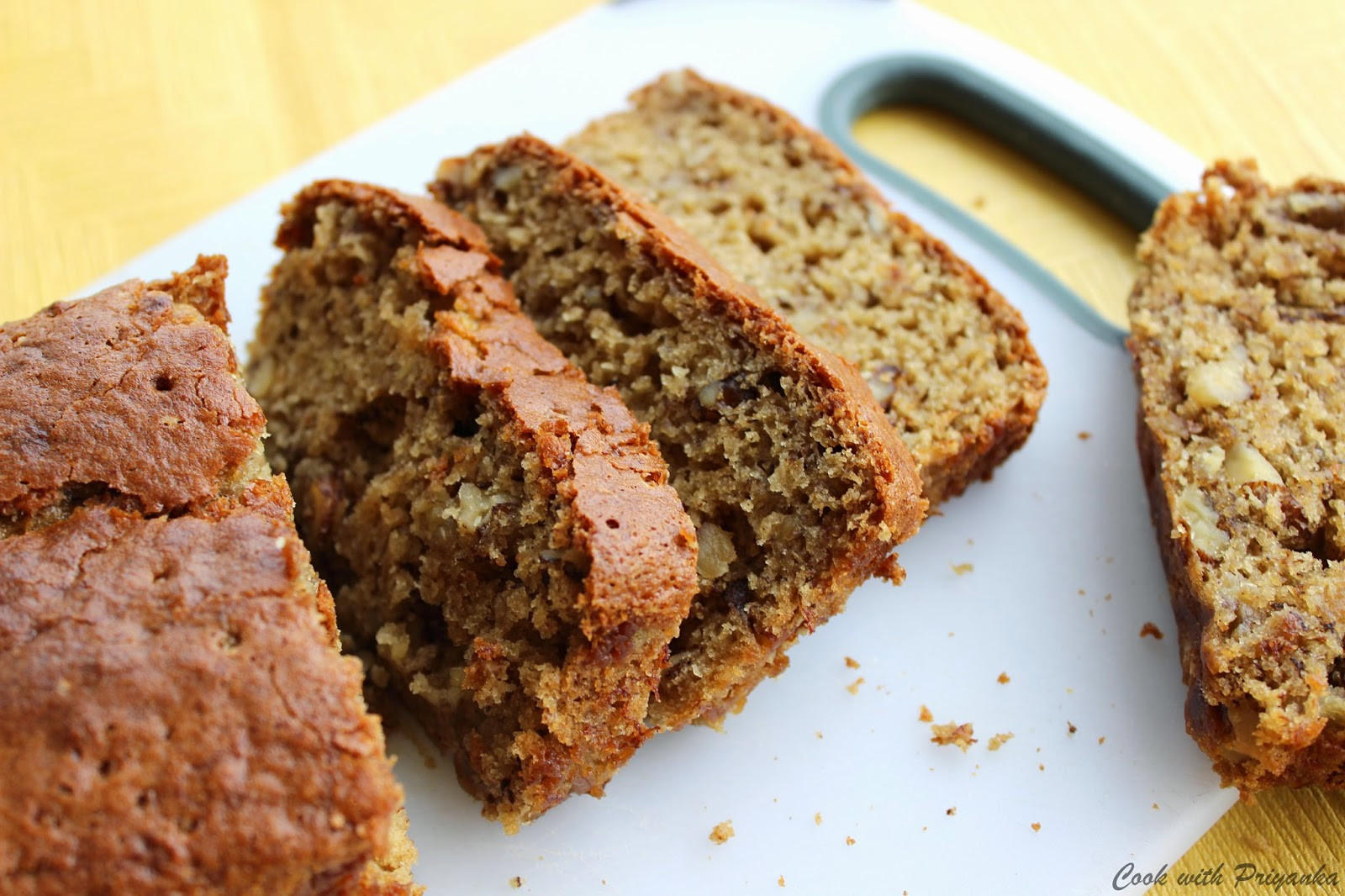 Banana Walnut Cake
 Cook with Priyanka Banana & Walnut Cake Eggless