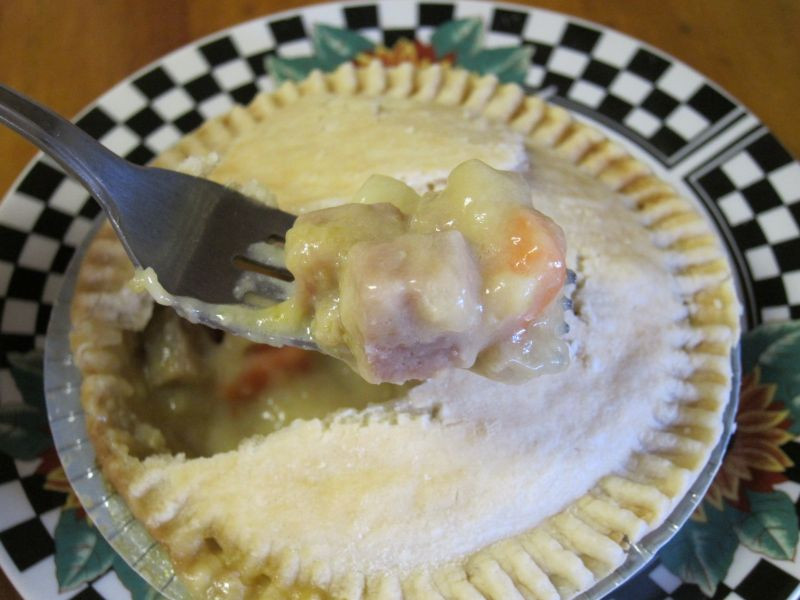 Banquet Chicken Pot Pie
 Frozen Friday Banquet Chicken Pot Pie