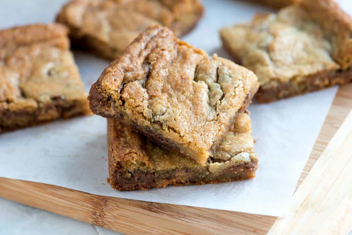 Bar Cookies Recipe
 Easy Bar Cookies with Peanut Butter Cups