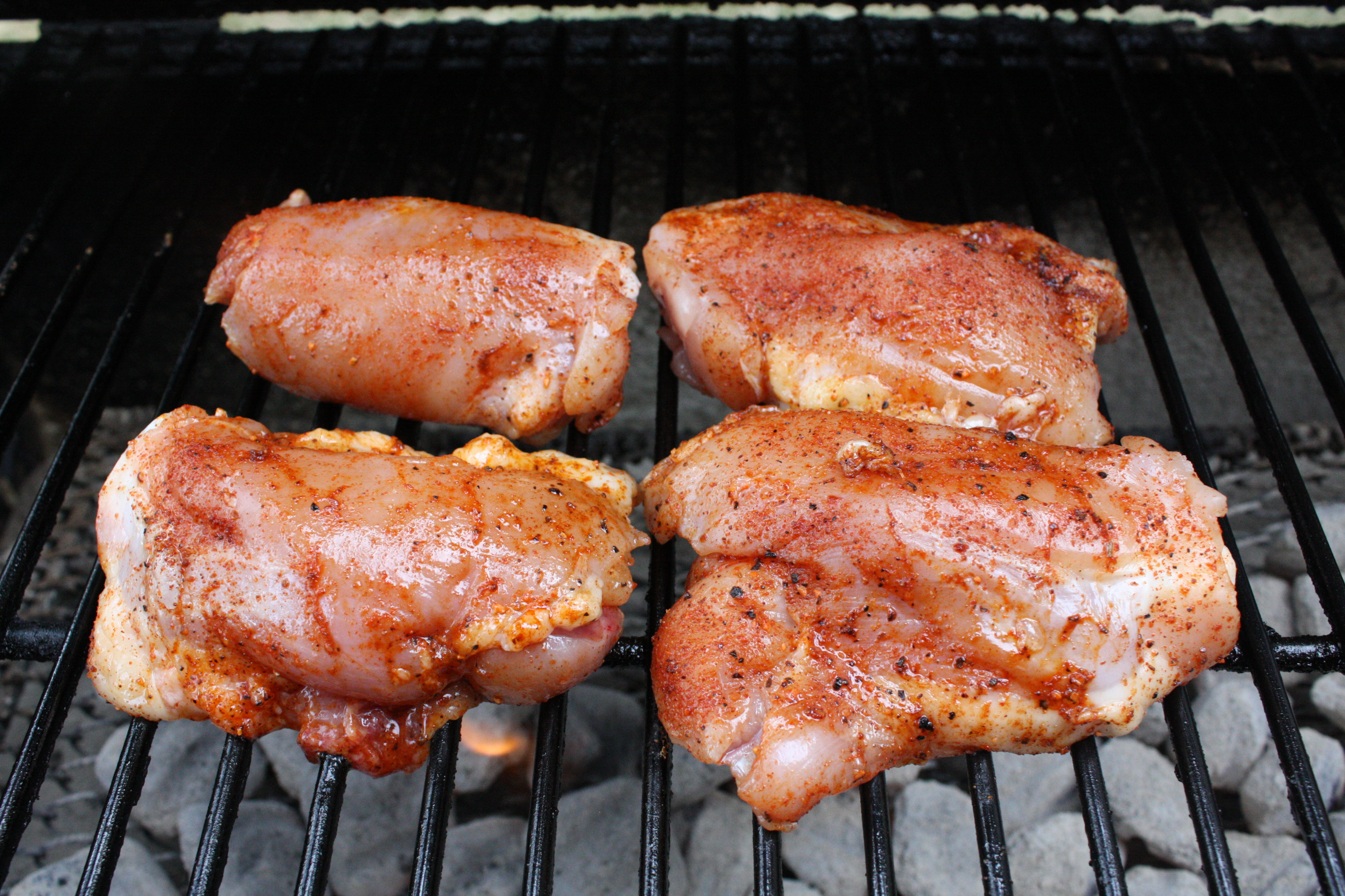Barbecue Chicken Thighs
 Barbecue Chicken Thigh Recipe with BBQ Sauce