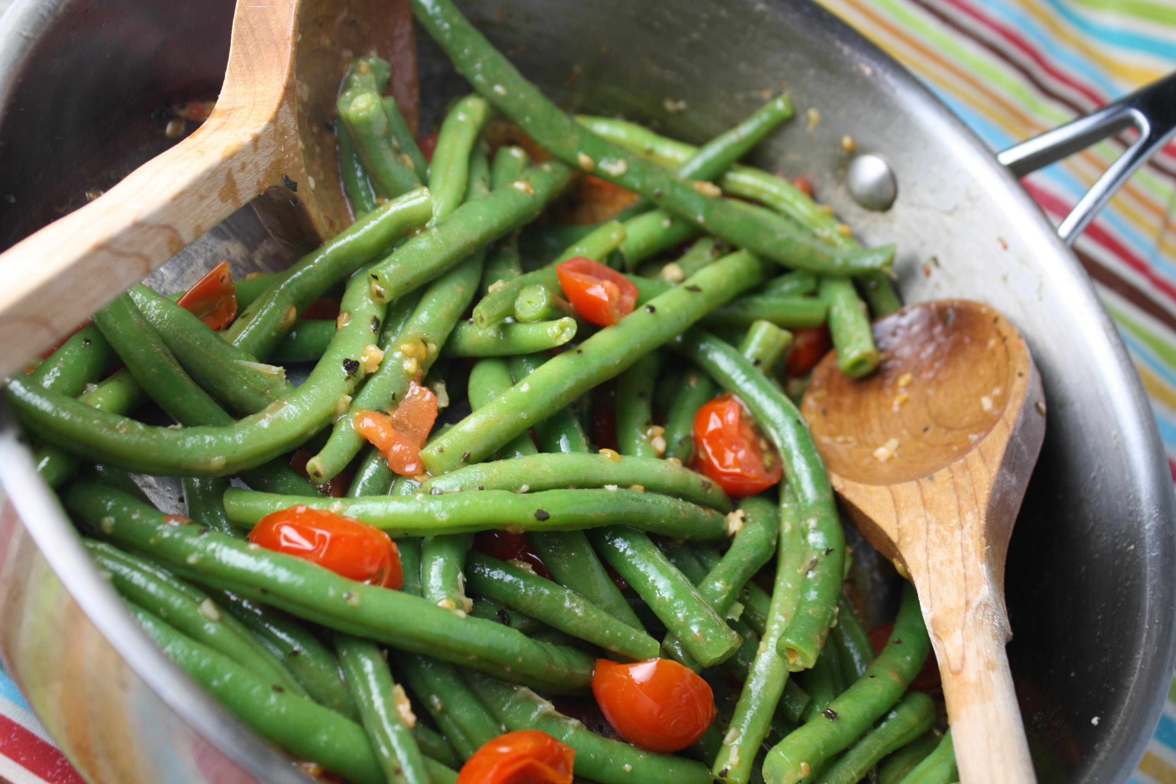 Beans Greens Tomatoes
 Tender Green Beans w Cherry Tomatoes & Basil Tessa the