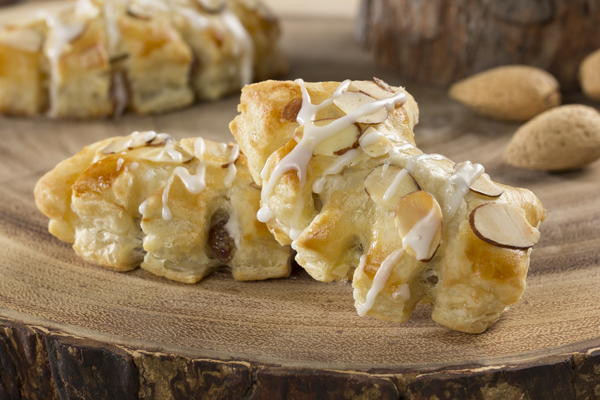 Bear Claw Dessert
 Almond Bear Claws