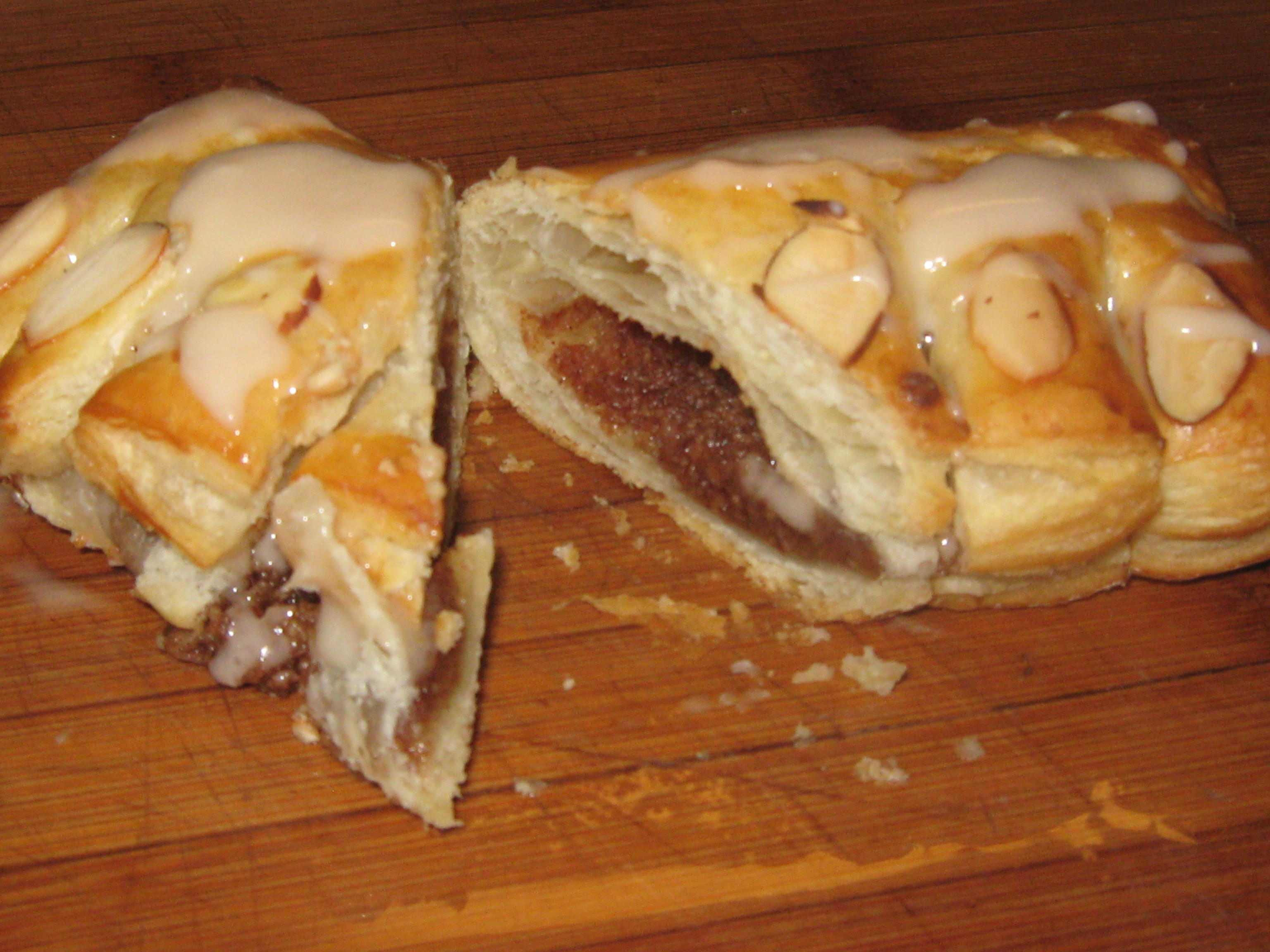 Bear Claw Dessert
 Recipe Easy Bear Claws