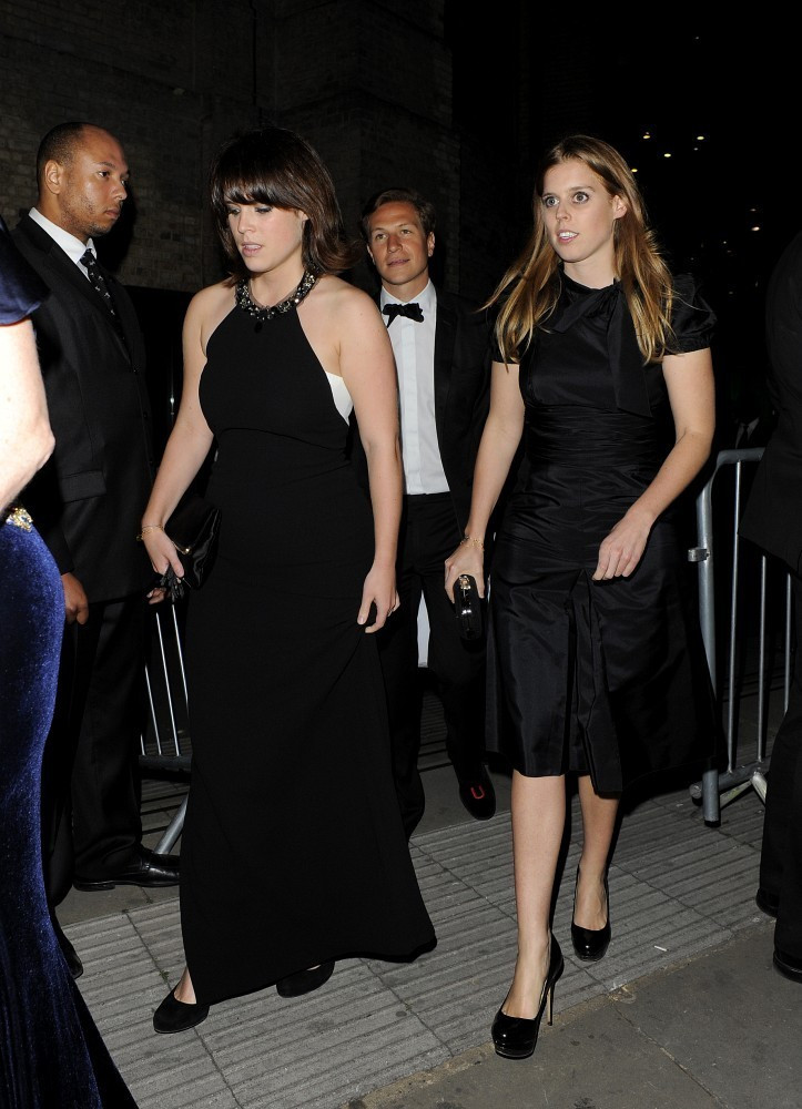 Beatrice For Dinner
 Princess Eugenie Princess Beatrice s Guests Leave