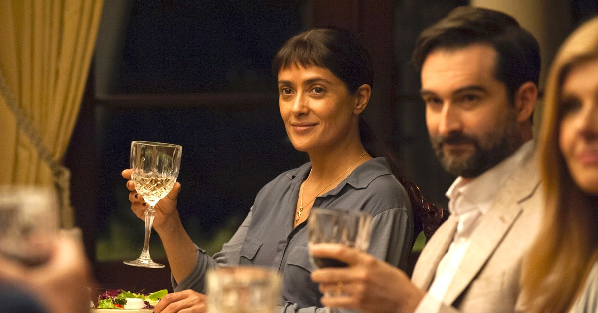 Beatriz At Dinner Review
 BEATRIZ AT DINNER 2017