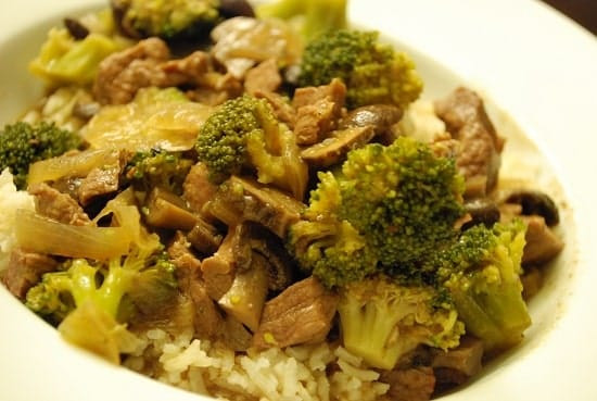 Beef And Broccoli Crock Pot
 Crock Pot Beef and Broccoli Recipe 8 Points LaaLoosh