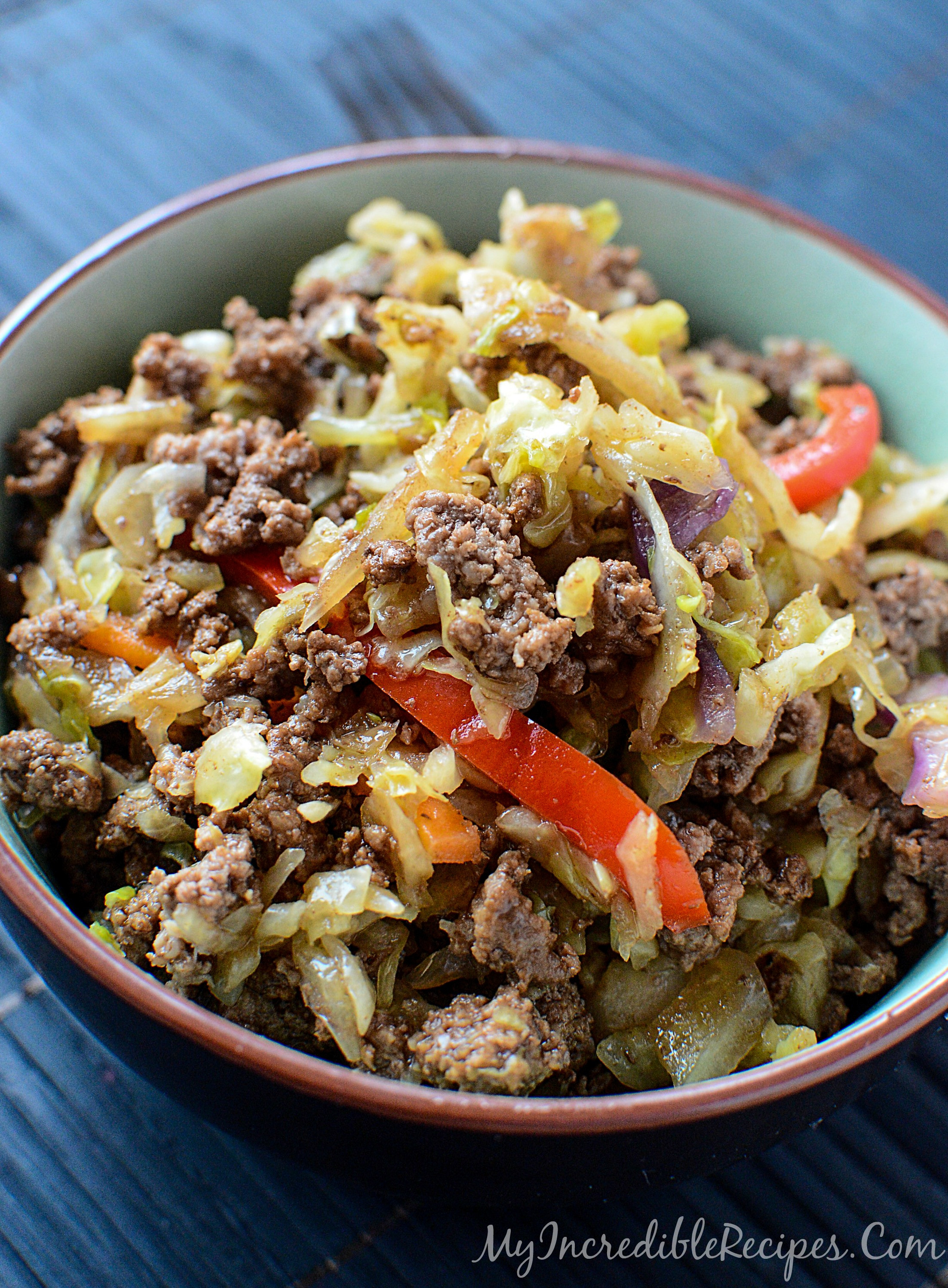Beef And Cabbage
 ground beef and cabbage stir fry