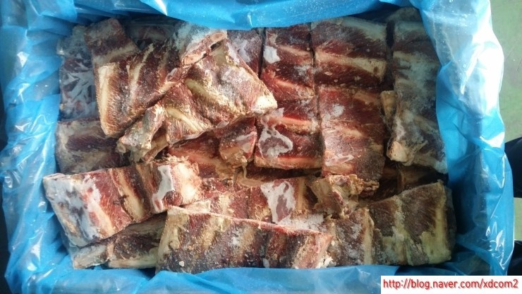 Beef Chuck Riblets
 Swift beef chuck riblets 628 소 척 리블렛 척 빽립 BBQ