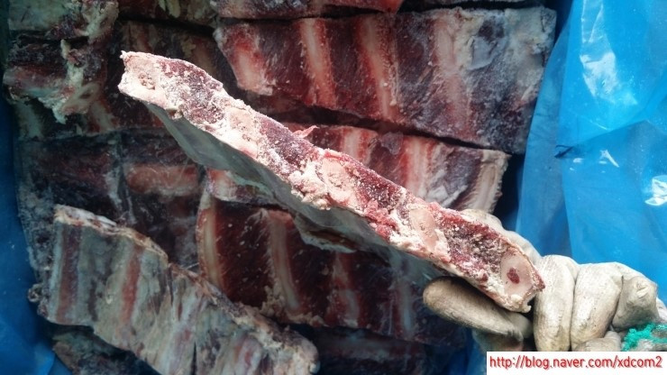 Beef Chuck Riblets
 Swift beef chuck riblets 628 소 척 리블렛 척 빽립 BBQ