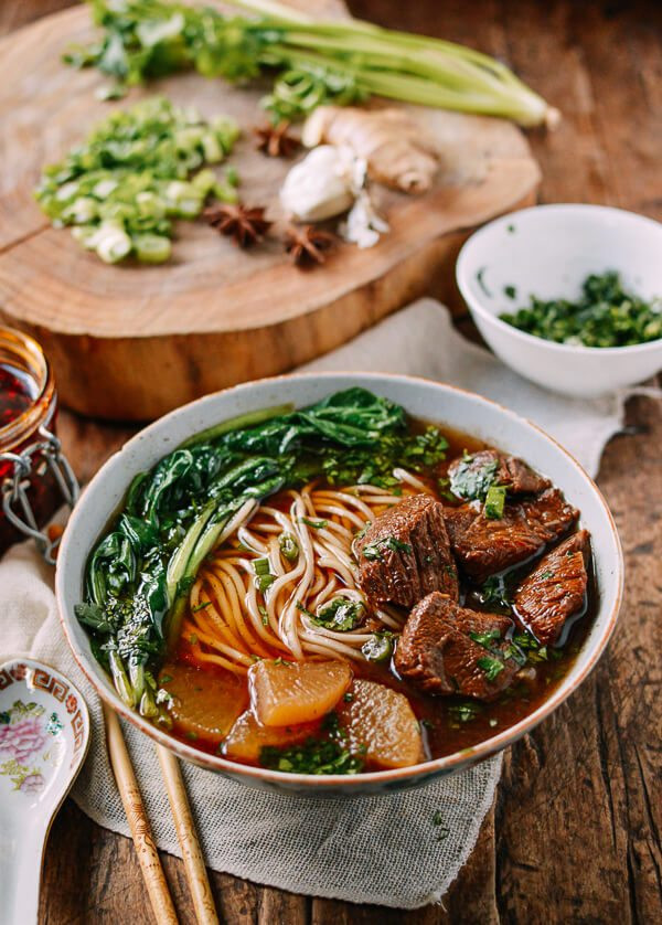 Beef Noodle Soup
 Braised Beef Noodle Soup 红烧牛肉面 The Woks of Life