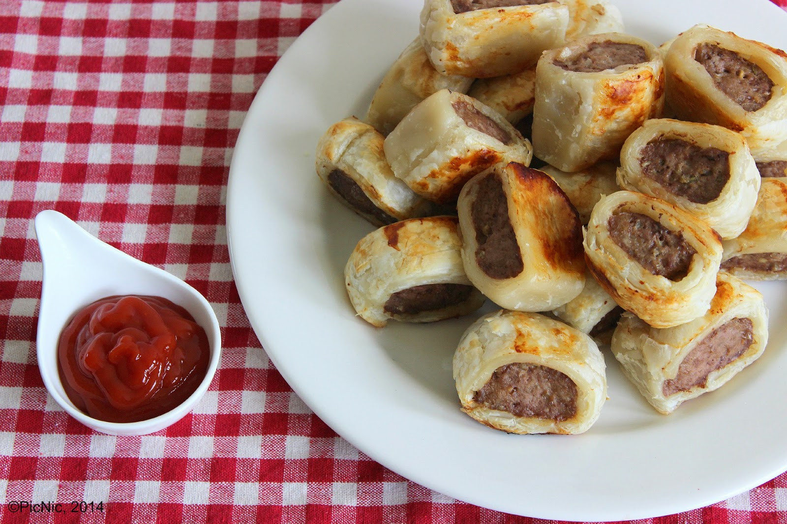 Beef Sausage Recipes
 PicNic Beef Sausage Rolls