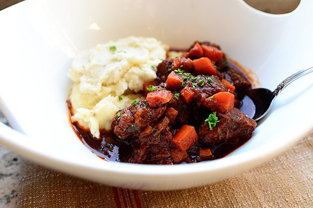 Beef Stew Pioneer Woman
 The Pioneer Woman s Sunday Night Stew Wee Westchester