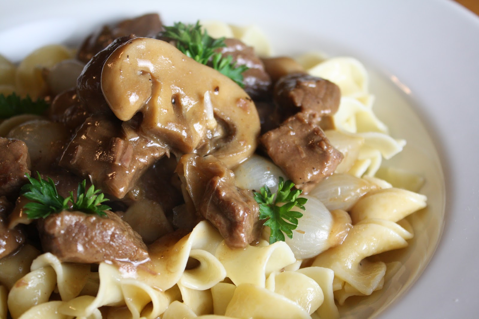 Beef Tips Over Noodles
 just jenn Beef tips and gravy over noodles