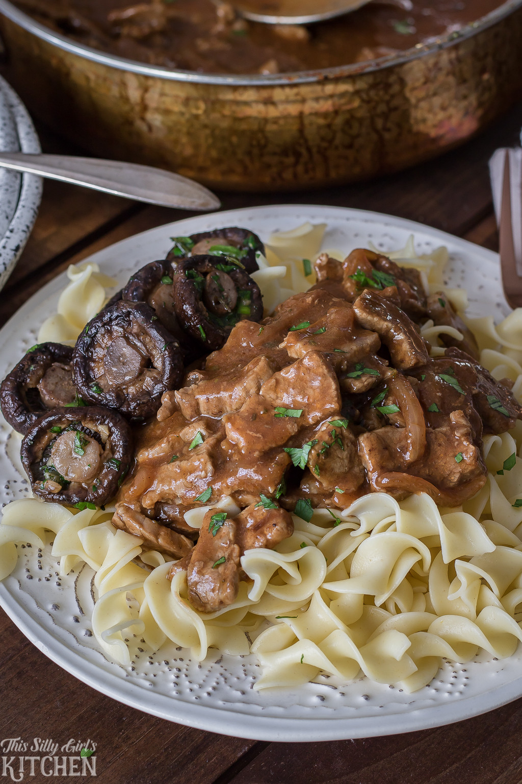 Beef Tips Over Noodles
 Steakhouse Beef Tips with Noodles This Silly Girl s Kitchen