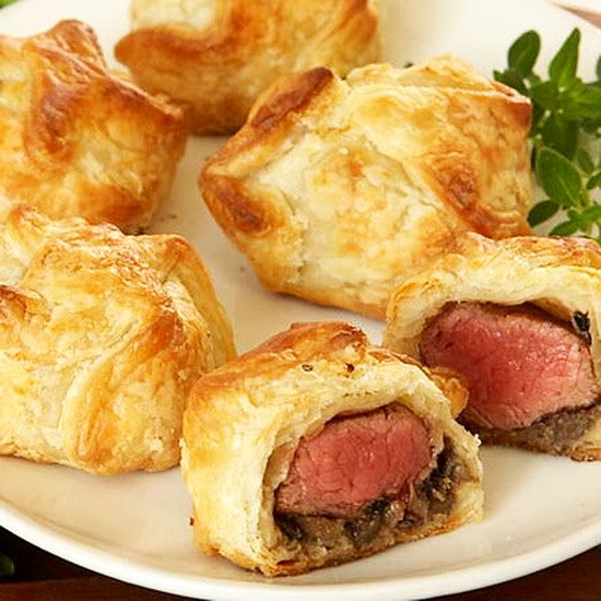 Beef Wellington Appetizers
 Easy Mini Beef Wellingtons Recipe – Cheap Buffet Party