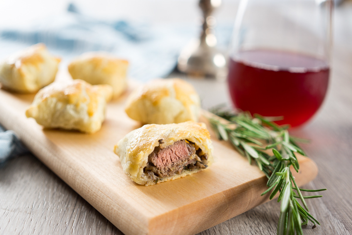 Beef Wellington Appetizers
 Mini Beef Wellingtons Appetizer