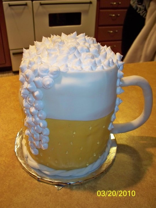 Beer Mug Cake
 beer mug cake cakes Pinterest