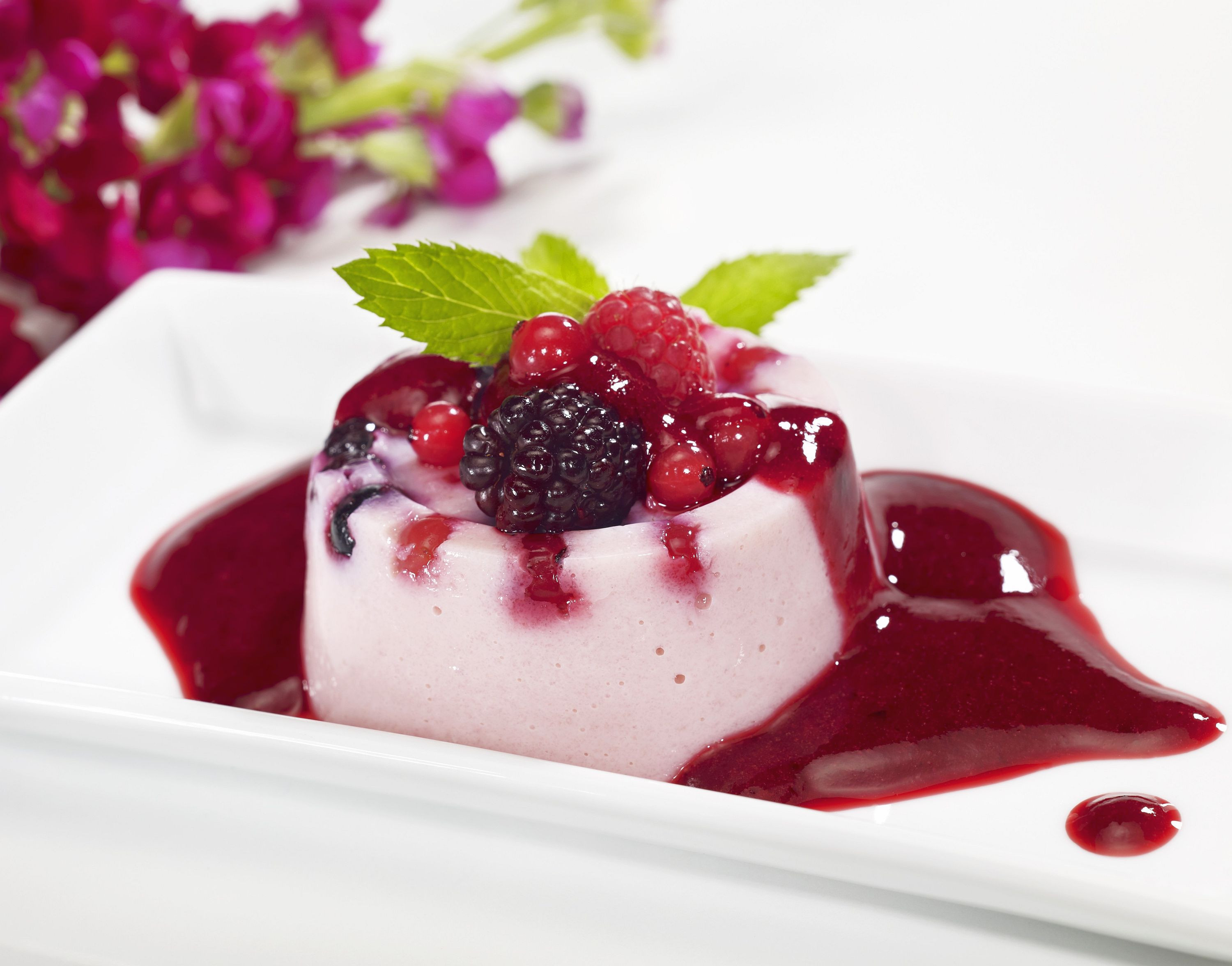 Berry Dessert Recipes
 Mixed Berry Dessert Sauce Recipe