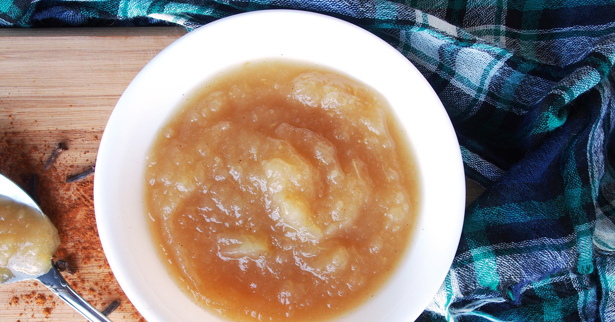 Best Applesauce Recipe
 The Best & Easiest Homemade Applesauce Recipe