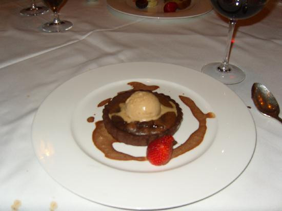 Best Dessert In Memphis
 Dessert Picture of River Inn of Harbor Town Memphis