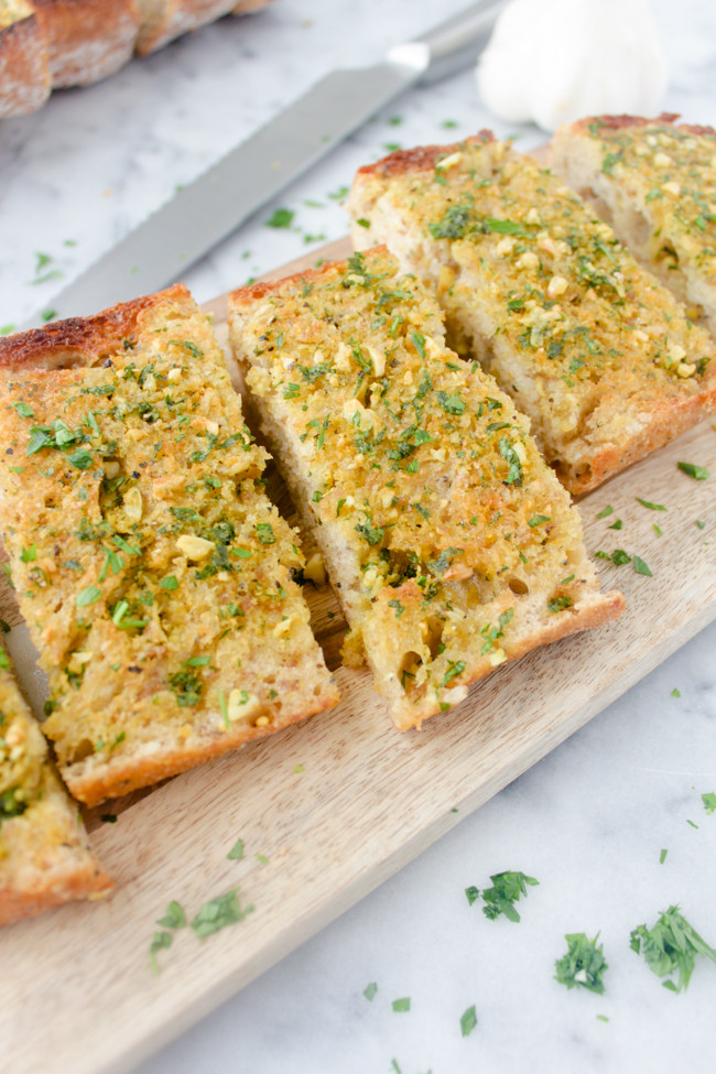 Best Garlic Bread
 Sprinkles & Saturdays the best garlic bread