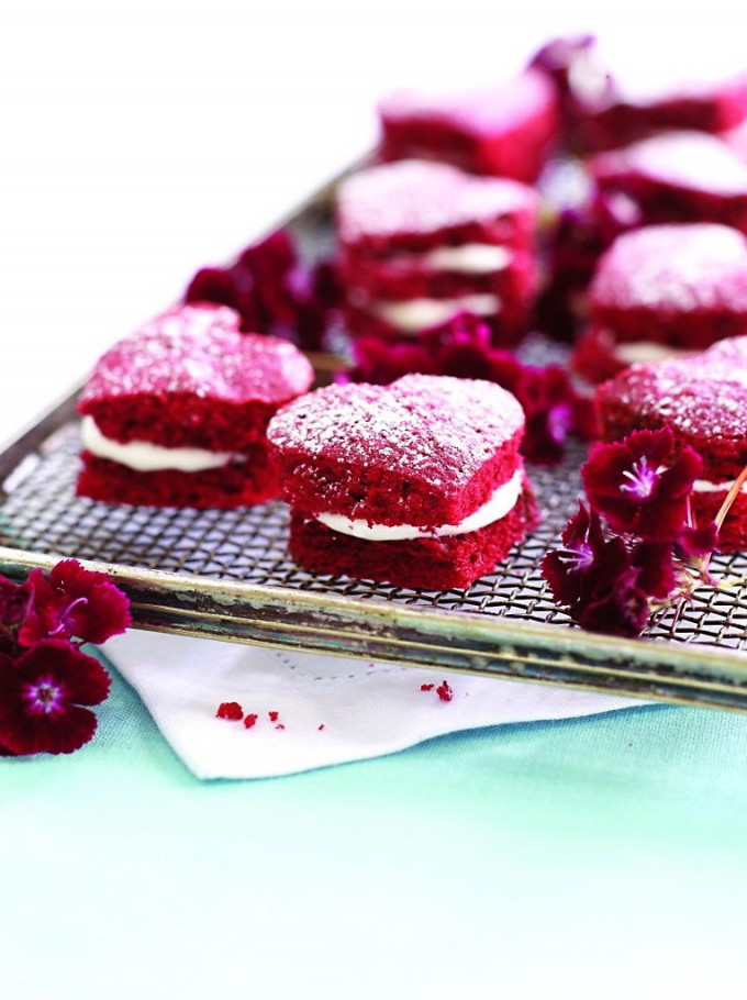 Best Party Desserts
 Red Velvet Valentine Sweet Sandwich – Best Fast Cheap