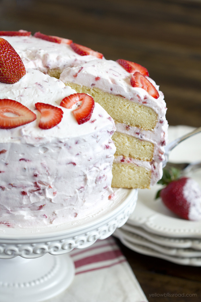 Best Strawberry Cake Recipe
 Fresh Strawberry Cake Recipe with Strawberry Whipped Cream