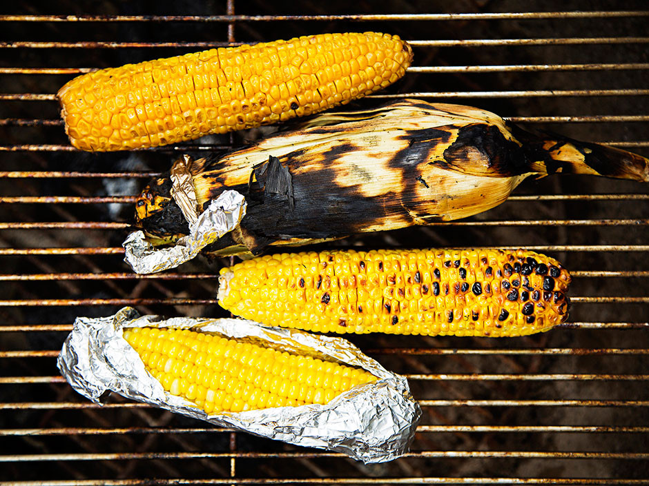 Best Way To Grill Corn
 Corn and fire put to the test Recipes for grilled