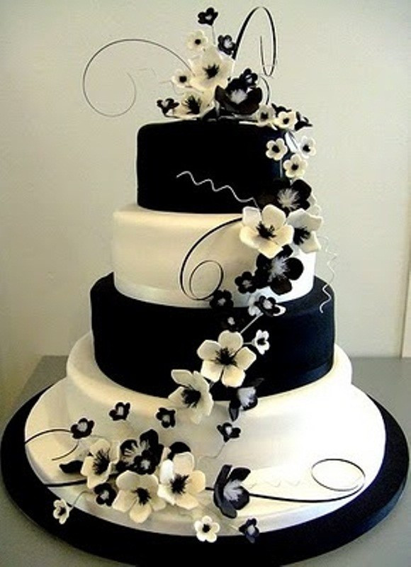 Black And White Cake
 Sweet Black and White Cake with Flowers for Wedding Party