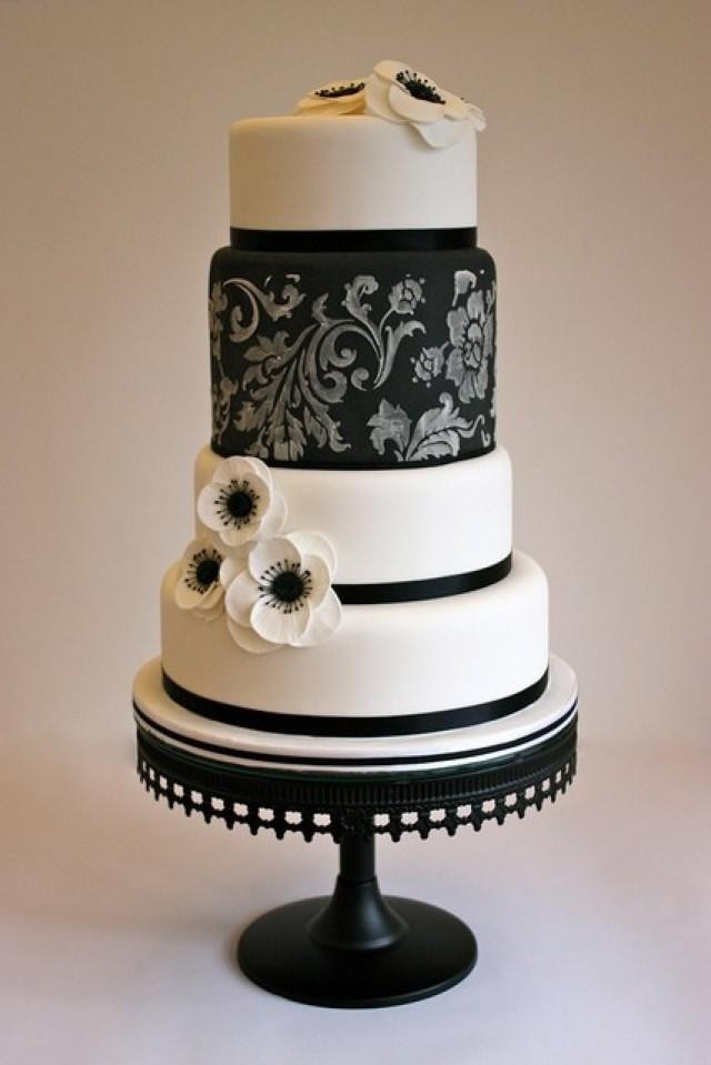 Black And White Cake
 Black And White Wedding Black White Cake Weddbook