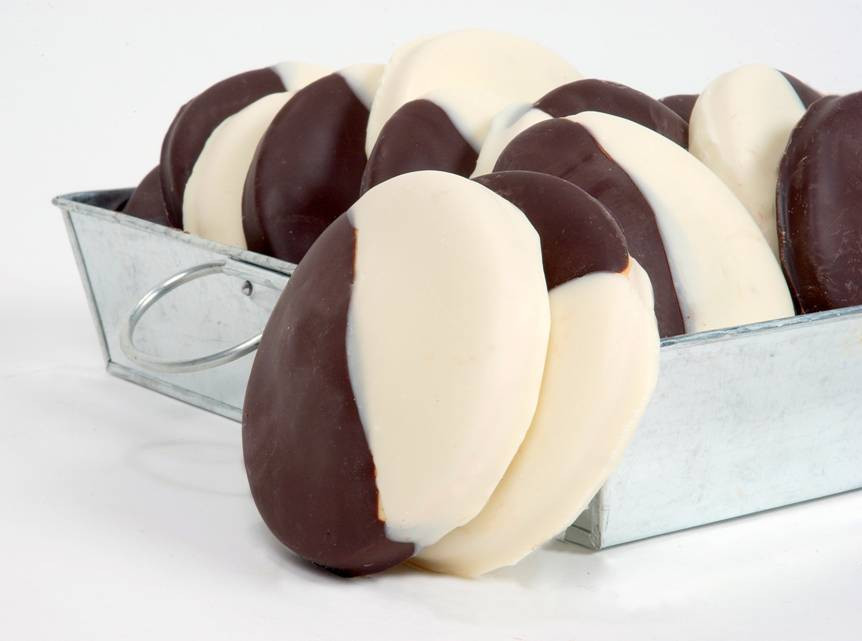 Black And White Cookies Recipe
 Epicurus Recipes