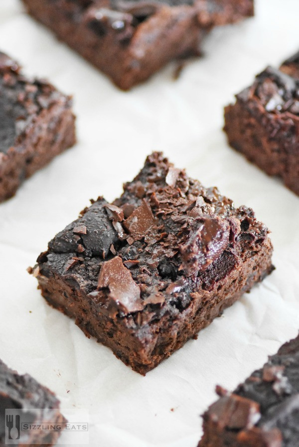 Black Bean Avocado Brownies
 Healthier Flourless Black Bean Avocado Brownies ⋆ Sizzling