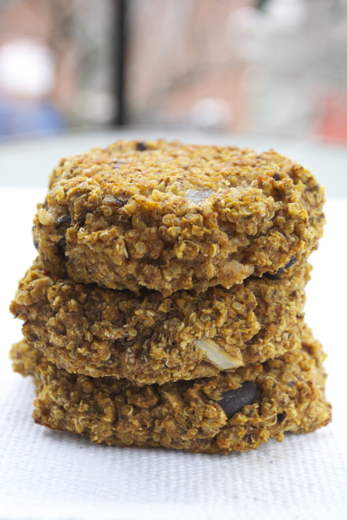 Black Bean Quinoa Burger
 Sweet Potato Black Bean Quinoa Burger