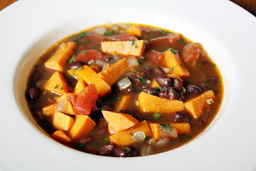 Black Bean Sweet Potato Chili
 meatless monday black bean & sweet potato chili Girl