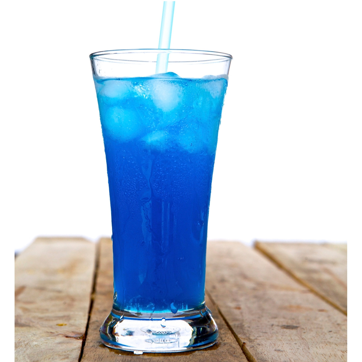 Blue Curacao Rum Drinks
 15 Mind blowing Delicious Drinks Made With Blue Curacao