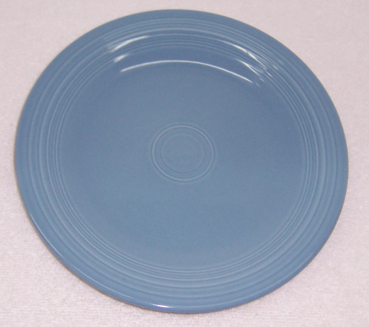 Blue Dinner Plates
 Triple A Resale Fiesta Periwinkle Blue Dinner Plate