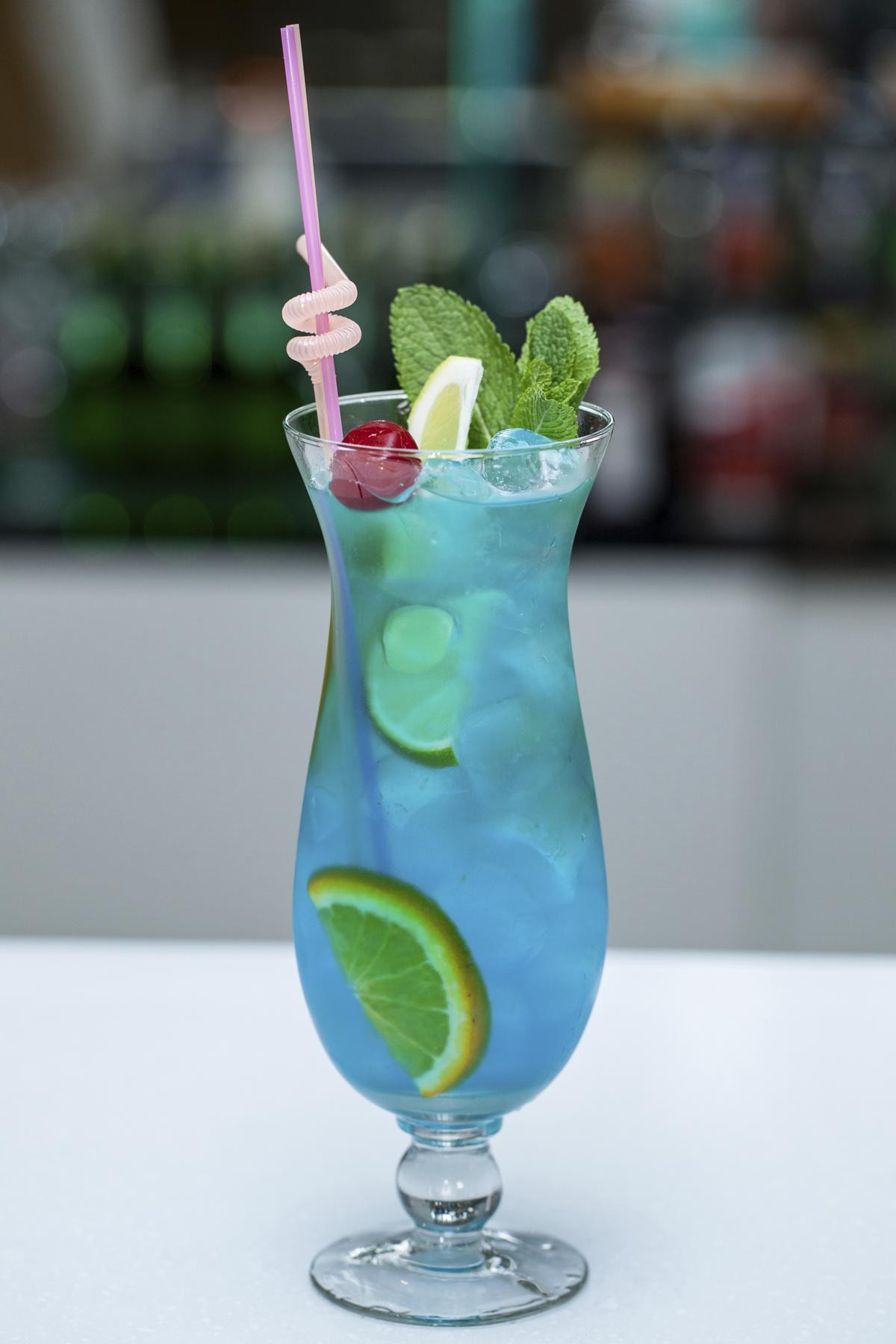 Blue Vodka Drinks
 9 Best Mouth watering Mixed Drinks With Blue Curacao and Vodka