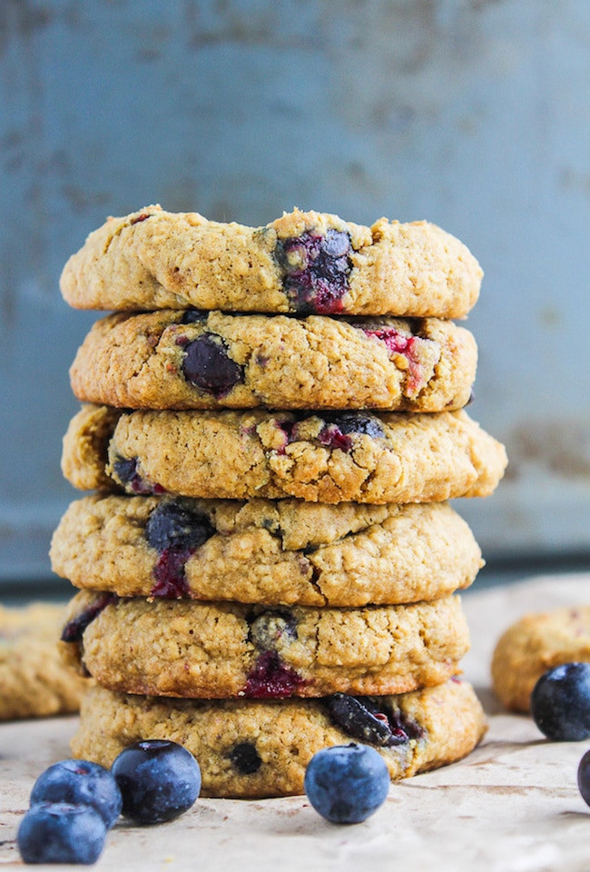 Blueberry Oatmeal Cookies
 Oatmeal Blueberry Cookies A Saucy Kitchen